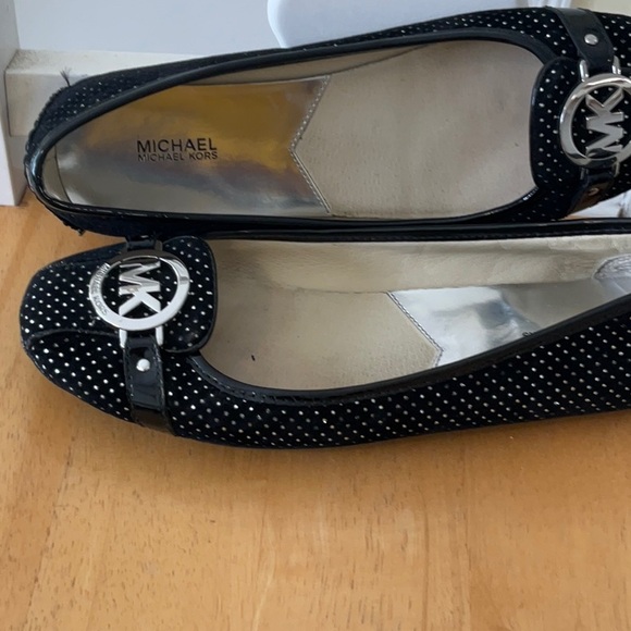 Michael Kors Black Polka Dot Women's Flats - Picture 5 of 7